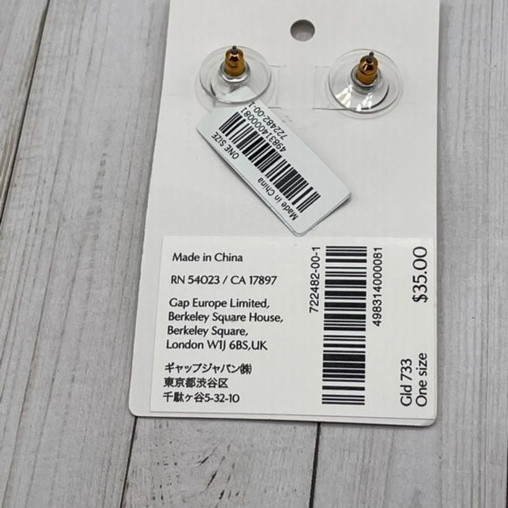NWT Banana Republic Antiqued Gold Tiny Triangle Stud Earrings - Picture 4 of 6